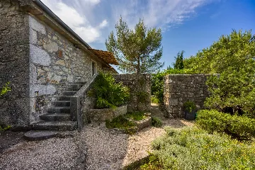 Villa with Private Pool in Bajčići for 6 Guests