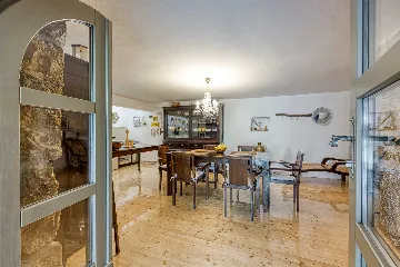 Villa with Private Pool in Bajčići for 6 Guests