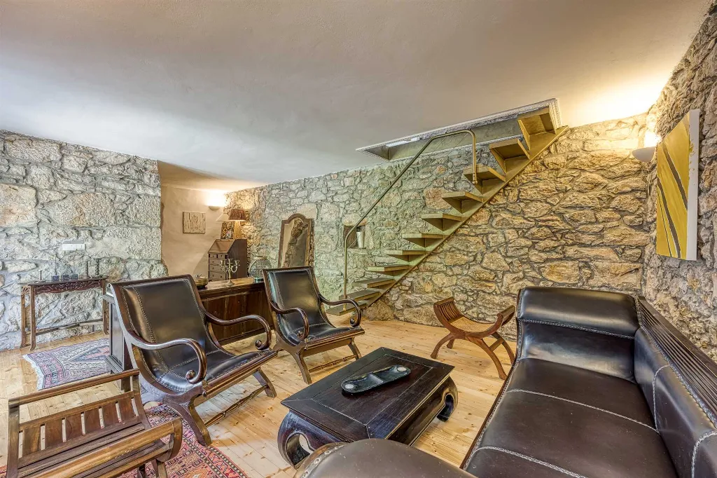 Villa with Private Pool in Bajčići for 6 Guests