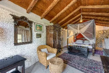 Villa with Private Pool in Bajčići for 6 Guests