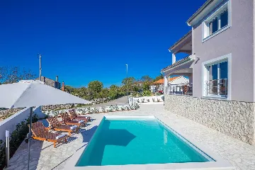 House with Private Pool and Sea View in Linardići