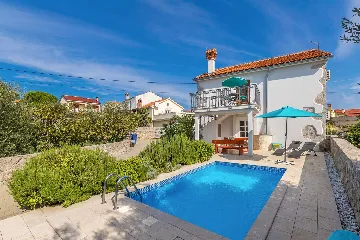 Family House in Kornić for Up to 8 Guests