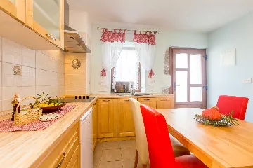 Family House in Kornić for Up to 8 Guests