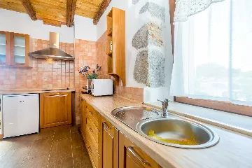 Family House in Kornić for Up to 8 Guests