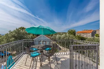 Family House in Kornić for Up to 8 Guests