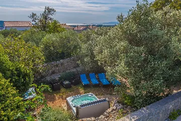 Family House in Kornić for Up to 8 Guests