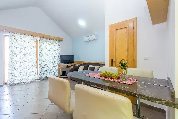 Family House in Kornić for Up to 8 Guests