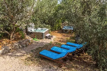 Family House in Kornić for Up to 8 Guests