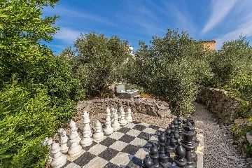 Family House in Kornić for Up to 8 Guests