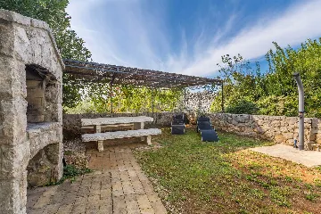 Family House in Kornić for Up to 8 Guests