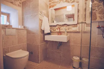 Villa with Pool & Sauna for up to 14 in Gabonjin