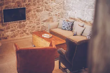 Villa with Pool & Sauna for up to 14 in Gabonjin