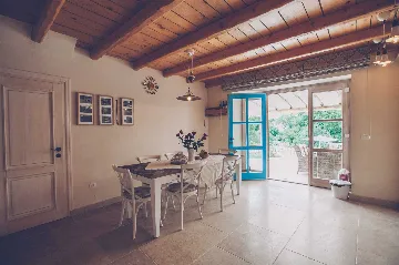 Villa with Pool & Sauna for up to 14 in Gabonjin