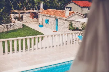 Villa with Pool & Sauna for up to 14 in Gabonjin