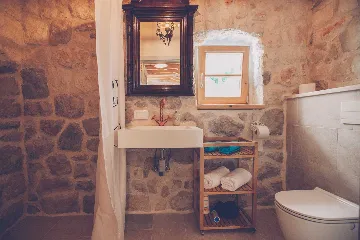 Villa with Pool & Sauna for up to 14 in Gabonjin