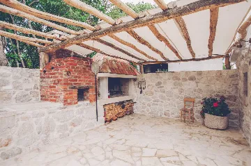 Villa with Pool & Sauna for up to 14 in Gabonjin