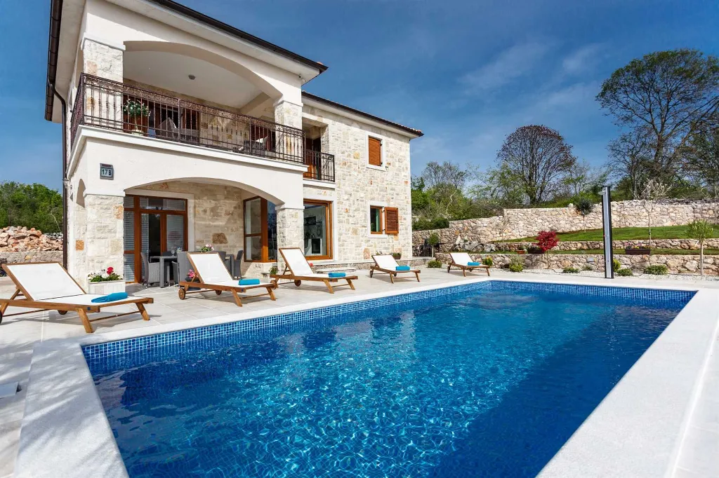 Villa in Ljutići with Private Pool (6–8)