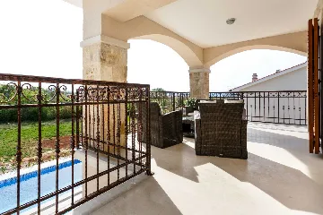 Villa in Ljutići with Private Pool (6–8)