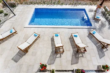 Villa in Ljutići with Private Pool (6–8)