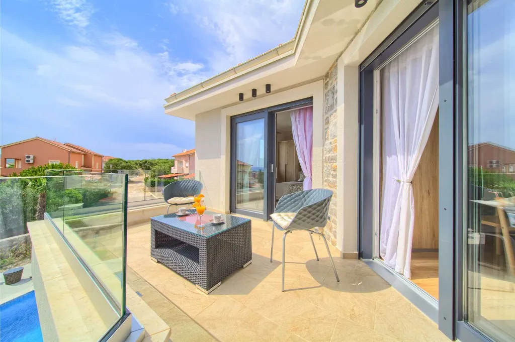 2-Bedroom Villa in Krk with Private Pool