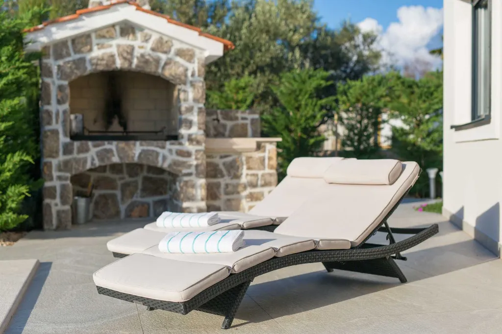 2-Bedroom Villa in Krk with Private Pool