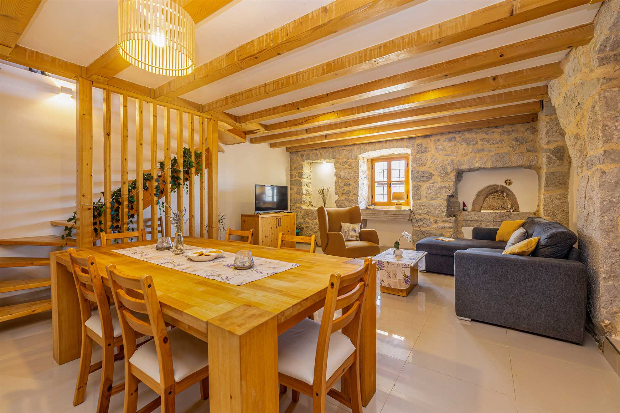 Rustikales Ferienhaus HARMONIE mit privatem Pool und großem Garten