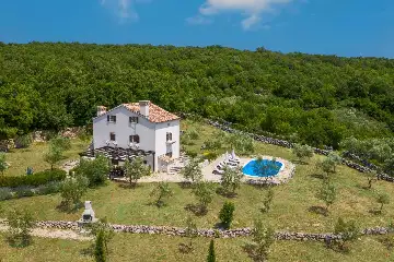 Brusići 3-Bedroom Holiday House with Private Pool