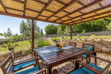 Brusići 3-Bedroom Holiday House with Private Pool