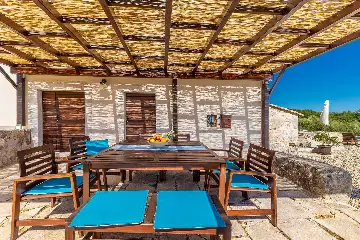 Brusići 3-Bedroom Holiday House with Private Pool