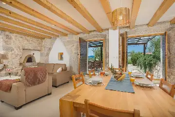 Brusići 3-Bedroom Holiday House with Private Pool