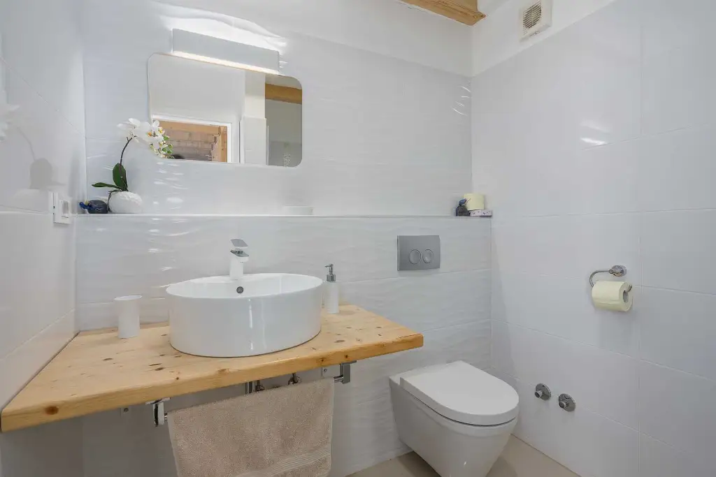 Brusići 3-Bedroom Holiday House with Private Pool