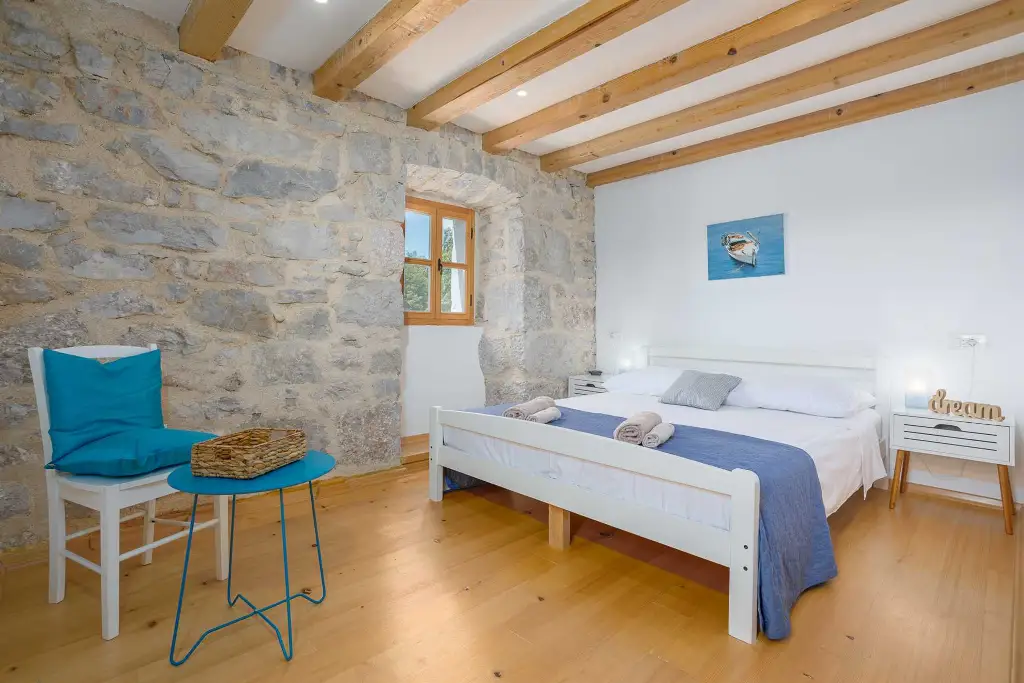 Brusići 3-Bedroom Holiday House with Private Pool