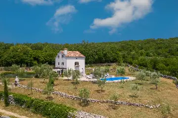 Brusići 3-Bedroom Holiday House with Private Pool
