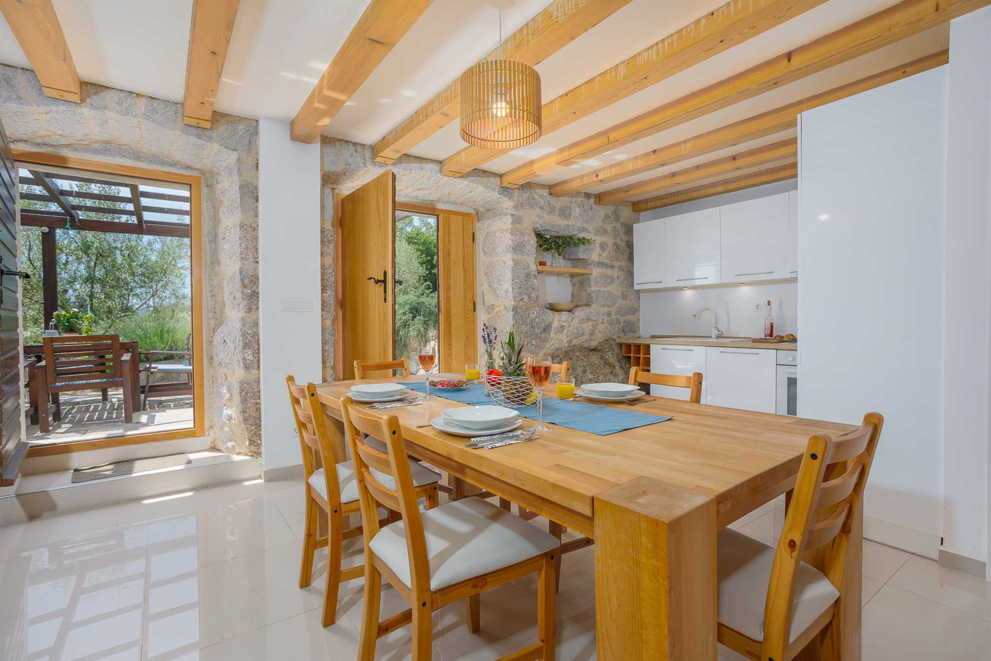 Rustikales Ferienhaus HARMONIE mit privatem Pool und großem Garten