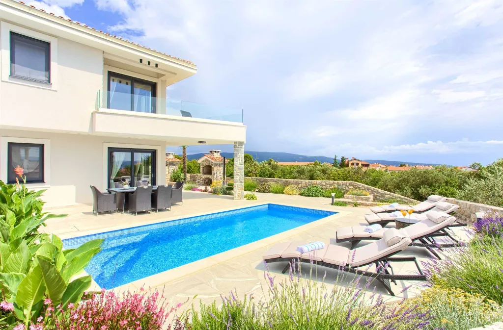 2-Bedroom Villa in Krk for up to 6 Guests