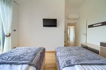 2-Bedroom Villa in Krk for up to 6 Guests