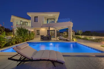 2-Bedroom Villa in Krk for up to 6 Guests