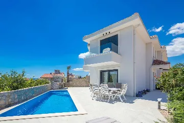 Villa in Krk for 6 Guests with Private Pool