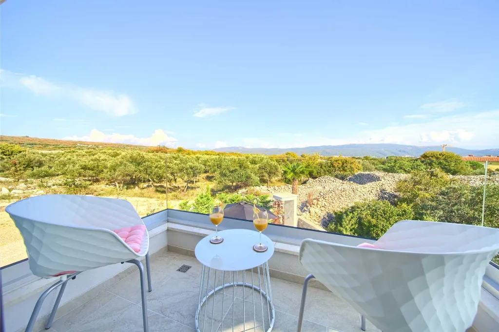 Villa in Krk for 6 Guests with Private Pool