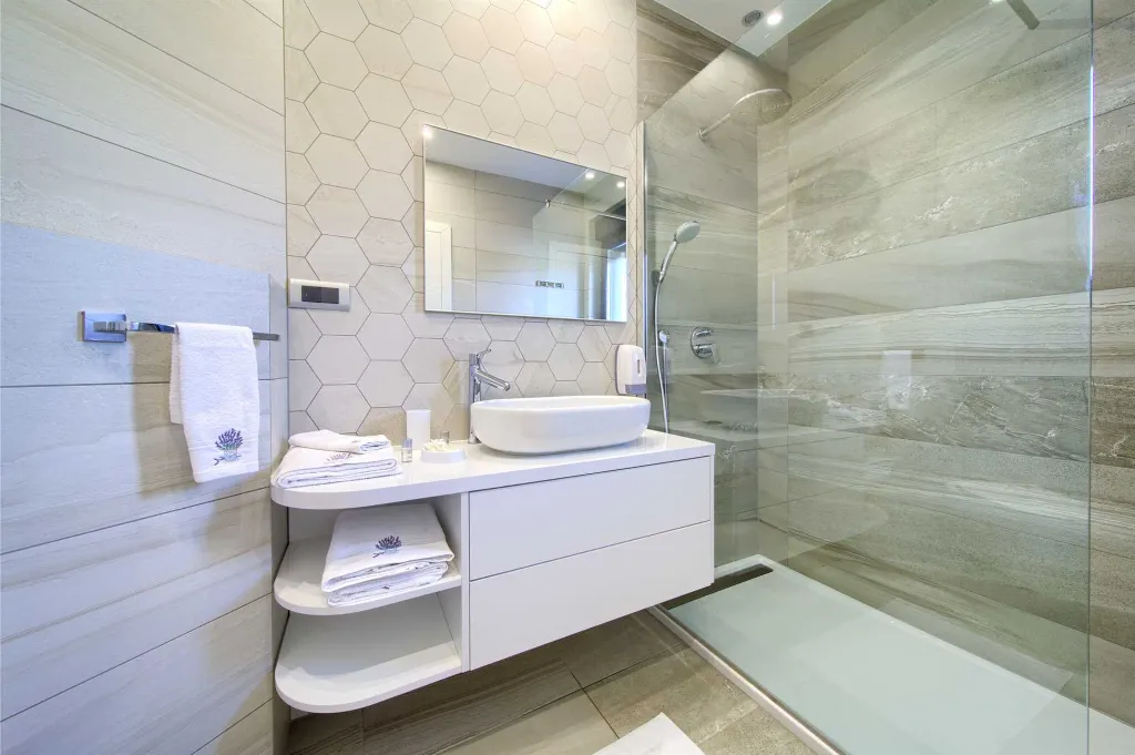 Villa in Krk for 6 Guests with Private Pool