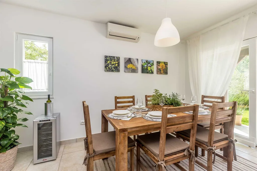 Villa with Heated Pool near Malinska (Sleeps 6)