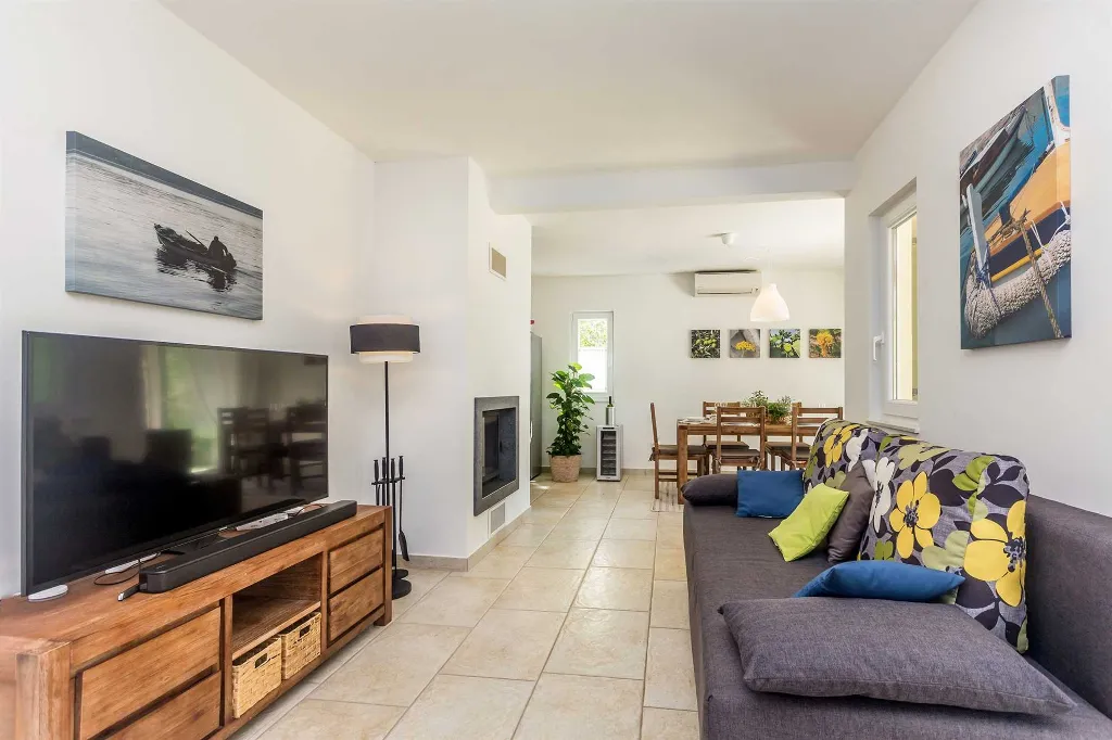 Villa with Heated Pool near Malinska (Sleeps 6)