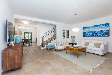 Rasopasno House for Up to 7 Guests