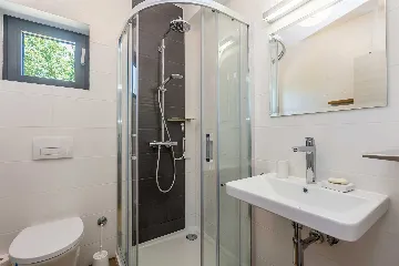 Rasopasno House for Up to 7 Guests