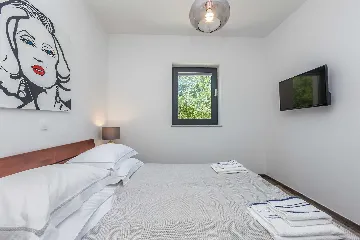 Rasopasno House for Up to 7 Guests