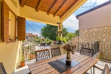 3-Bedroom House in Risika for Up to 6 Guests