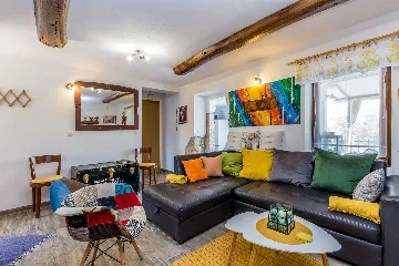 3-Bedroom House in Risika for Up to 6 Guests