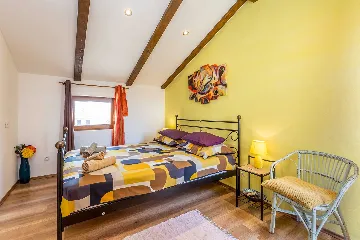 3-Bedroom House in Risika for Up to 6 Guests