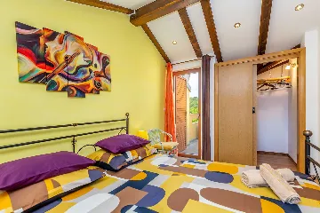 3-Bedroom House in Risika for Up to 6 Guests