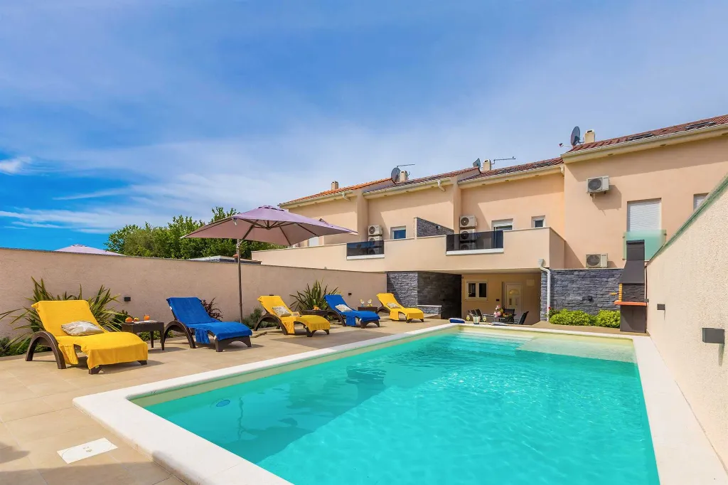 3-Bedroom House with Private Pool in Krk